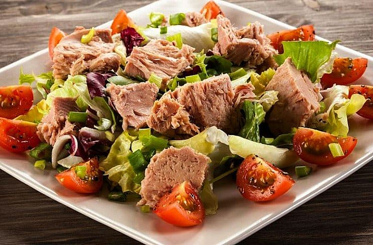 ENSALA DE ATÚN CON PIMIENTOS INGREDIENTES: